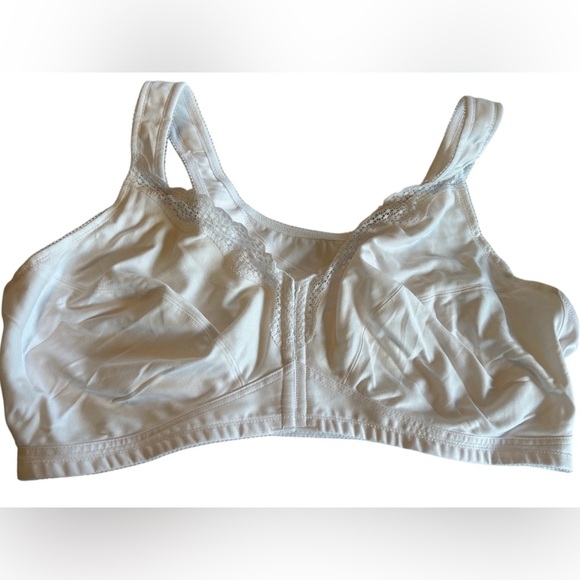 Lot of 3 Frugue Bras 2 Minimizer 1 Back Support.The first 2 are NWT 3rd NWOT 46F - Picture 9 of 11